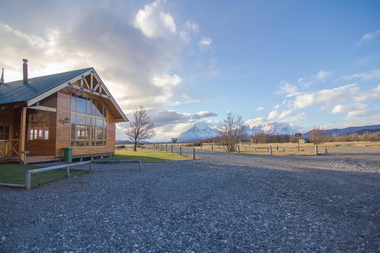 טורס דל פיינה Glamping Rio Serrano - Caja Los Andes מראה חיצוני תמונה