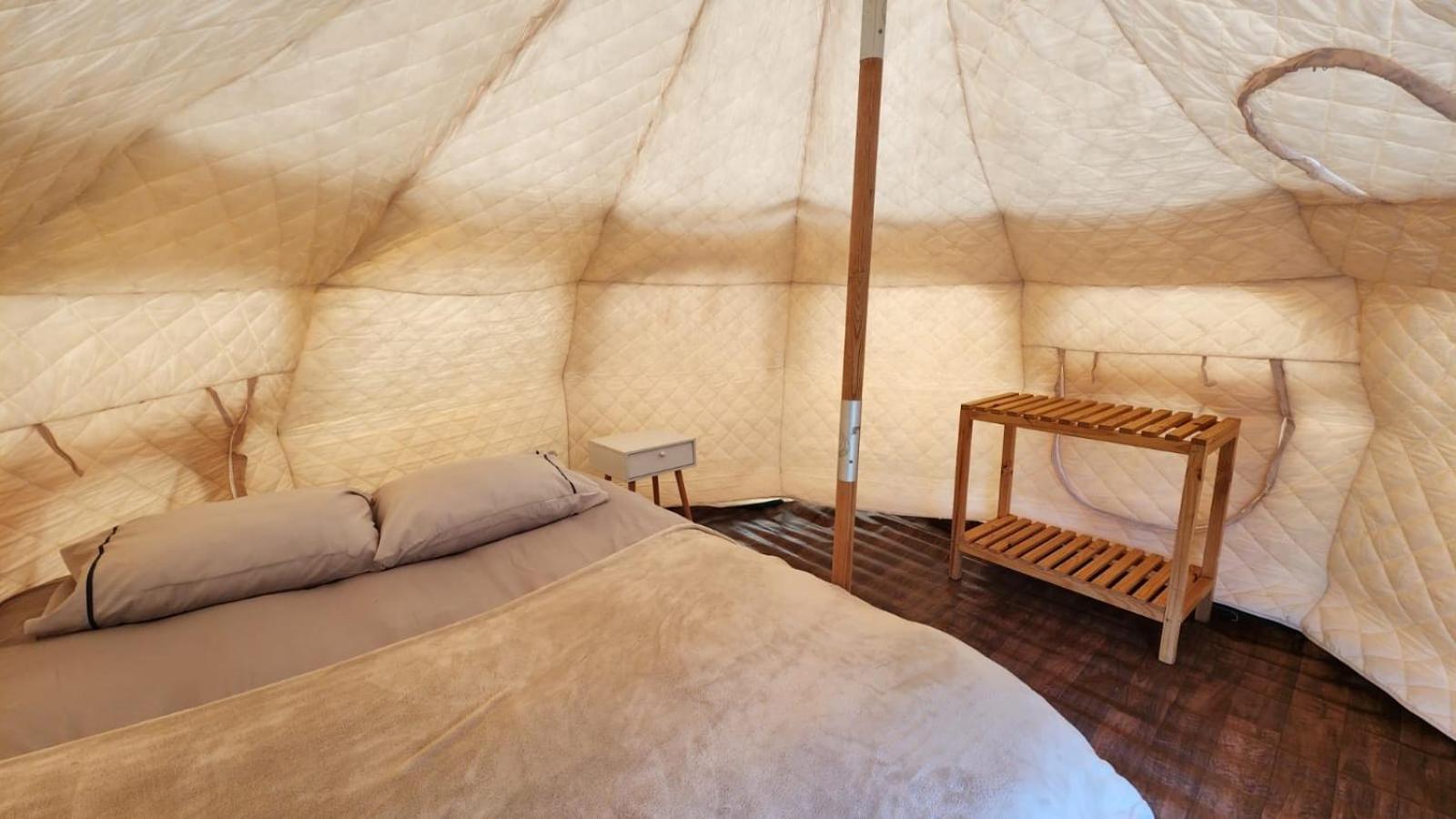 טורס דל פיינה Glamping Rio Serrano - Caja Los Andes מראה חיצוני תמונה