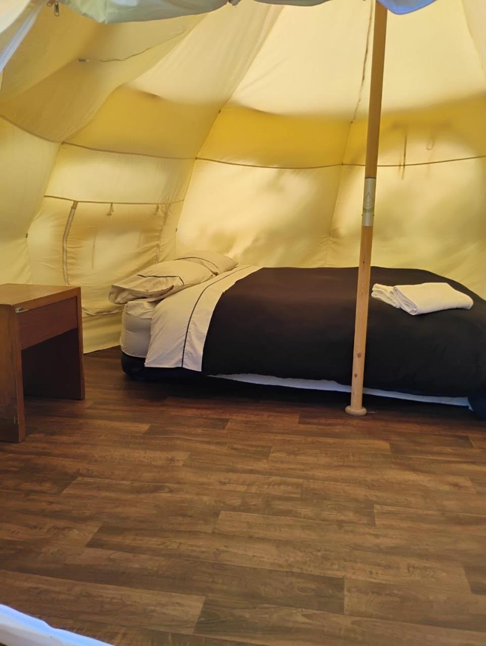 טורס דל פיינה Glamping Rio Serrano - Caja Los Andes מראה חיצוני תמונה